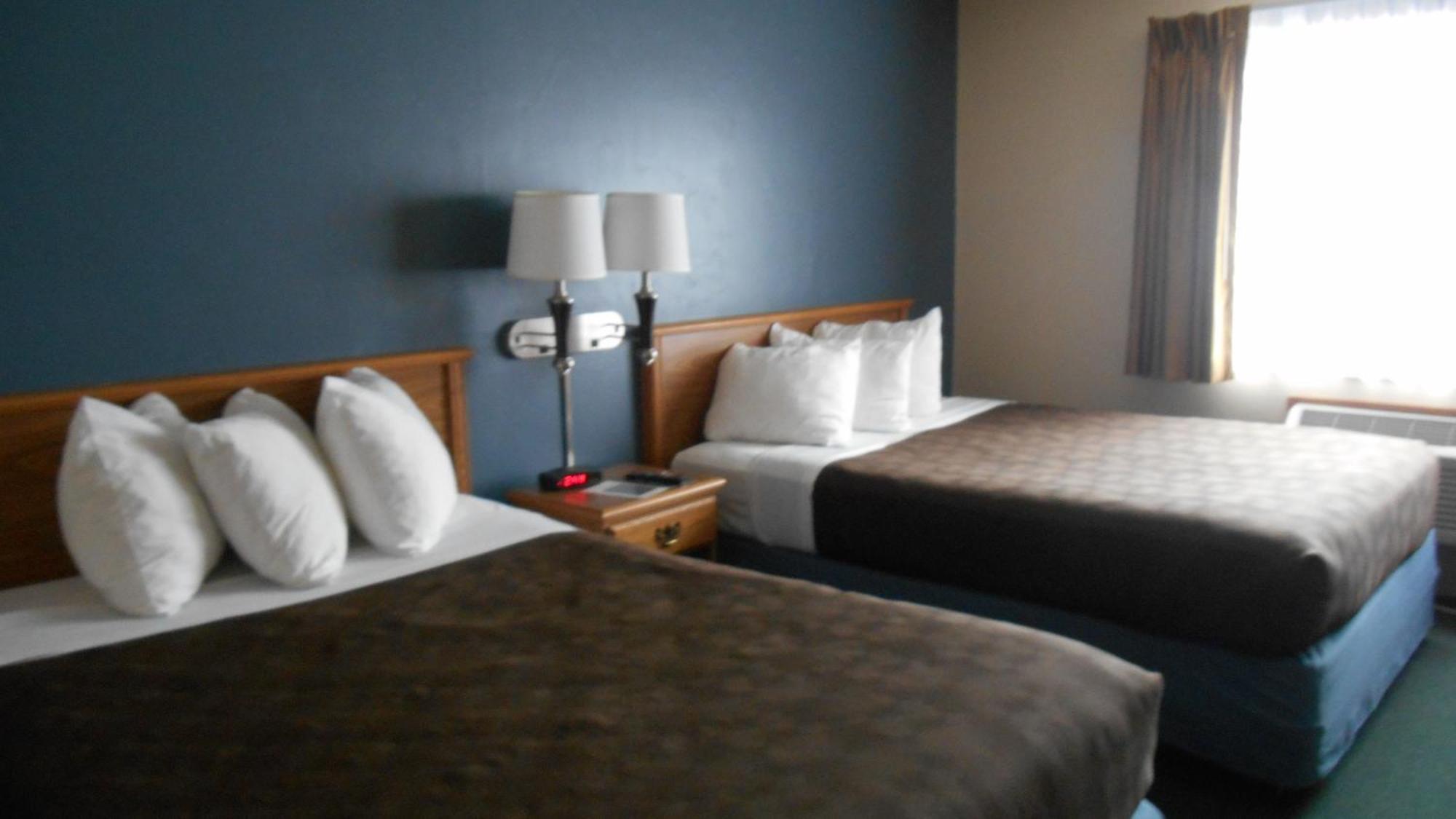 Americinn By Wyndham Sturgeon Bay Extérieur photo