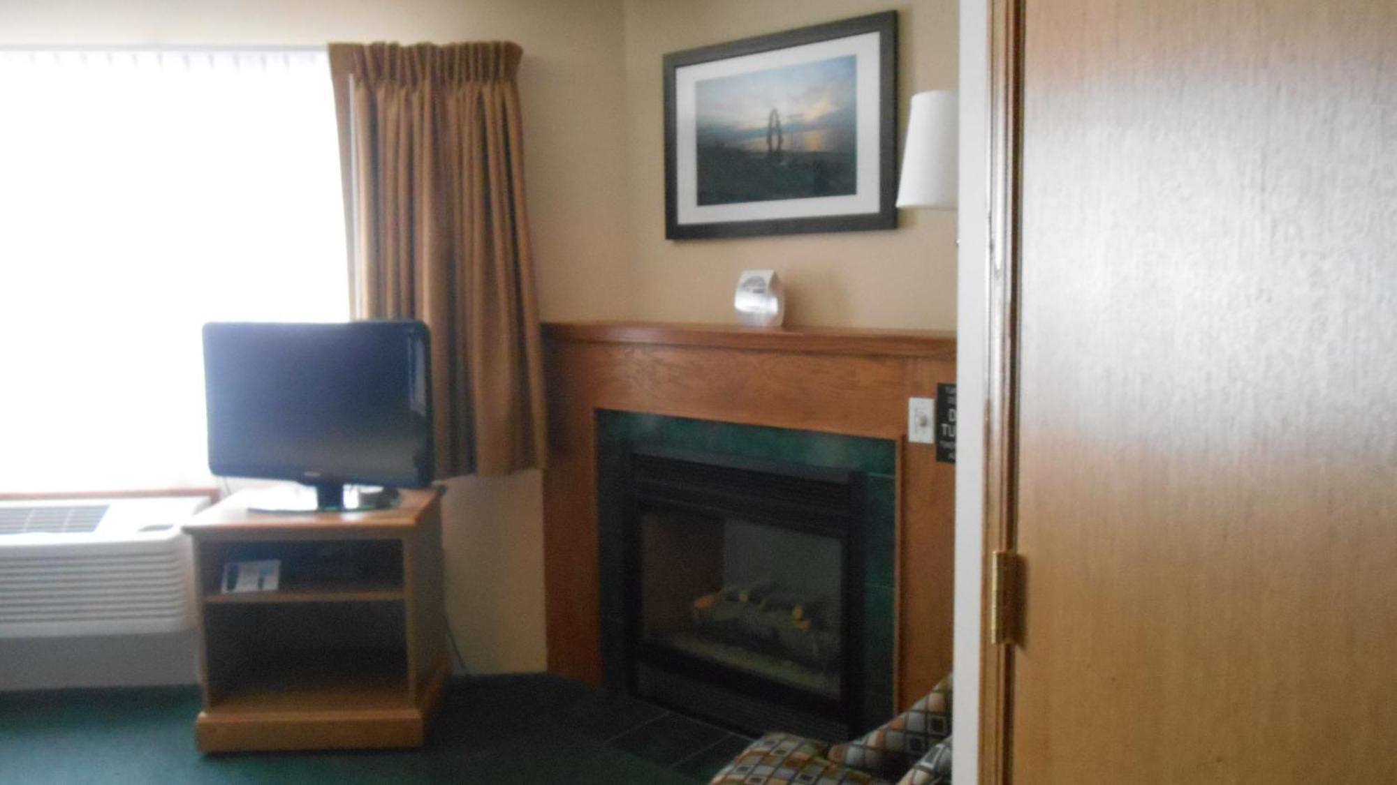 Americinn By Wyndham Sturgeon Bay Extérieur photo