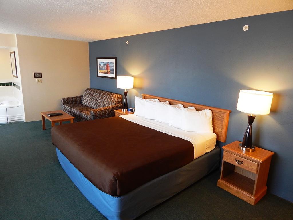 Americinn By Wyndham Sturgeon Bay Extérieur photo