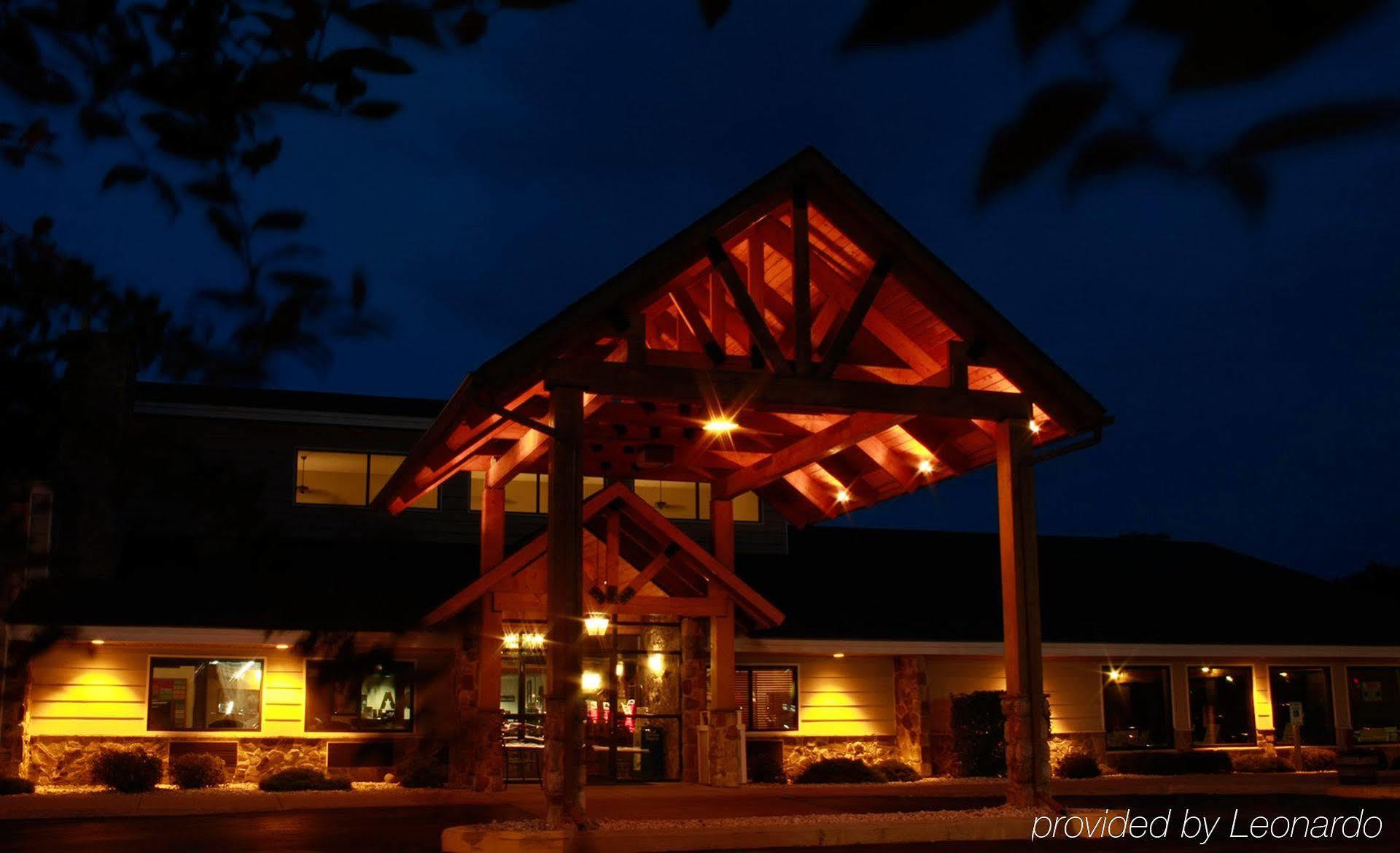 Americinn By Wyndham Sturgeon Bay Extérieur photo
